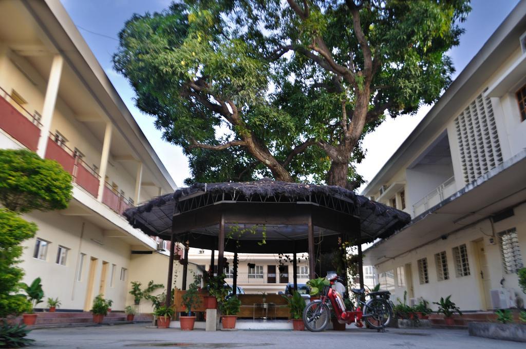 Plaza Hotel Dili Bagian luar foto