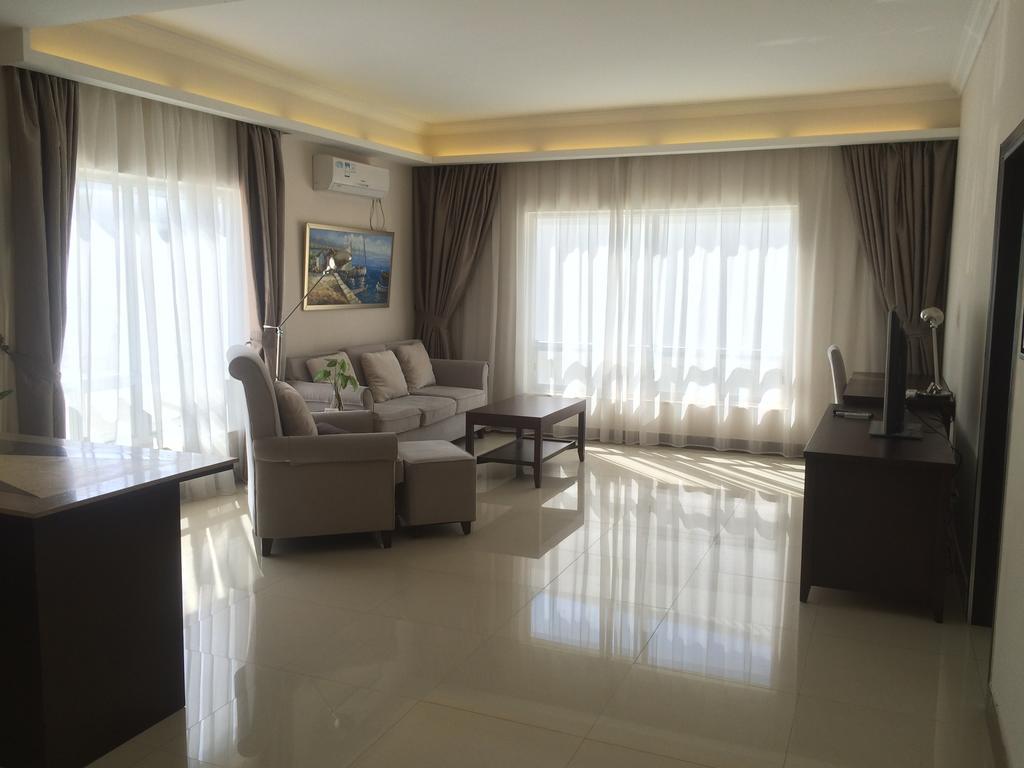 Plaza Hotel Dili Bagian luar foto