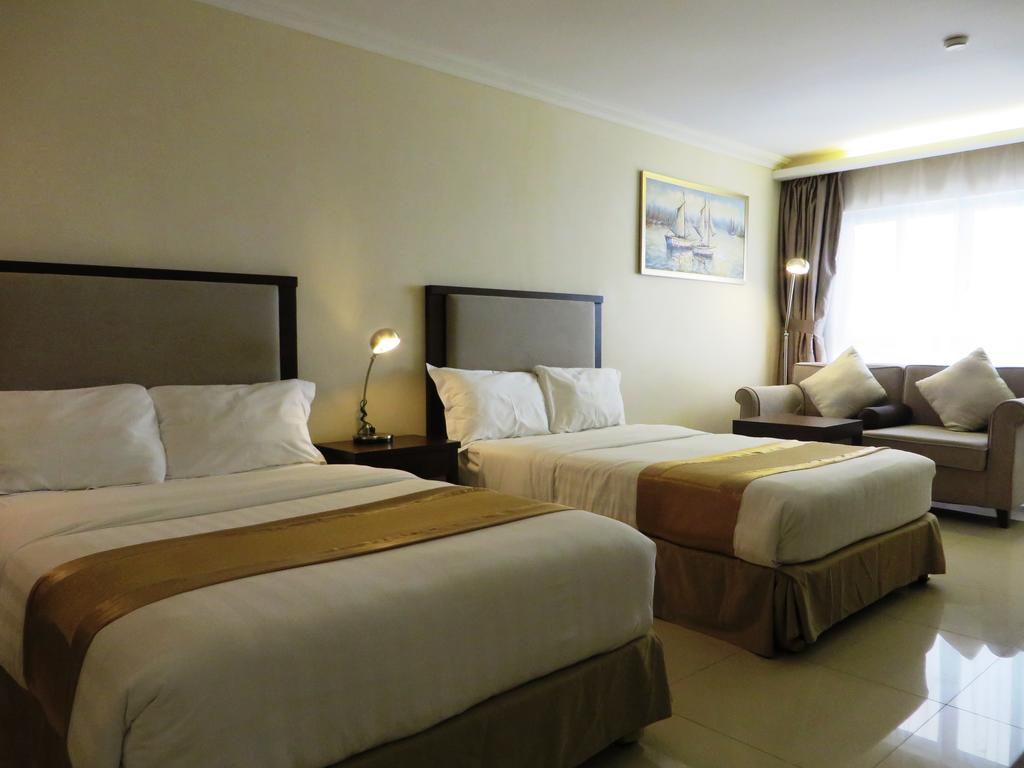 Plaza Hotel Dili Bagian luar foto